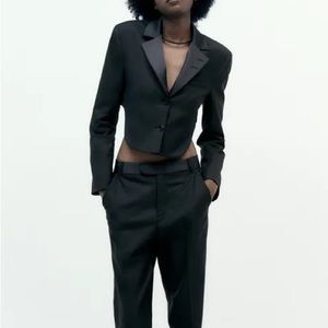 ZARA Black cropped blazer jacket NWT size XS
